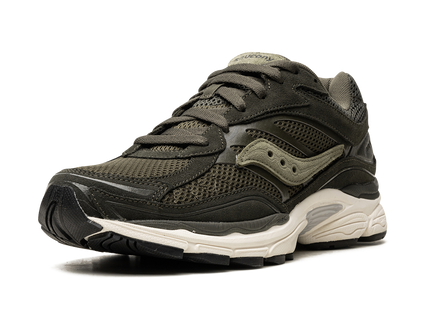 Saucony ProGrid Omni 9 Forest Green S70740-6 SneakerMood Front three-quarter view