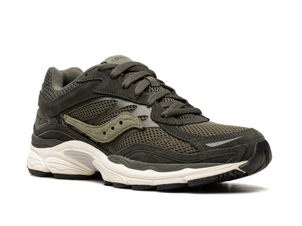 Saucony ProGrid Omni 9 Forest Green S70740-6 SneakerMood Front three-quarter view