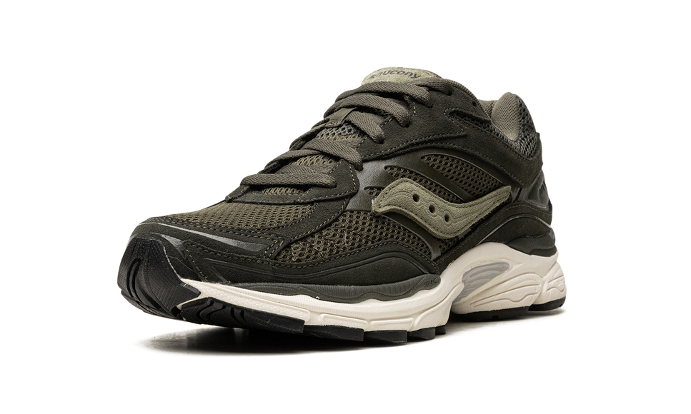 Saucony ProGrid Omni 9 Forest Green S70740-6 SneakerMood Front three-quarter view