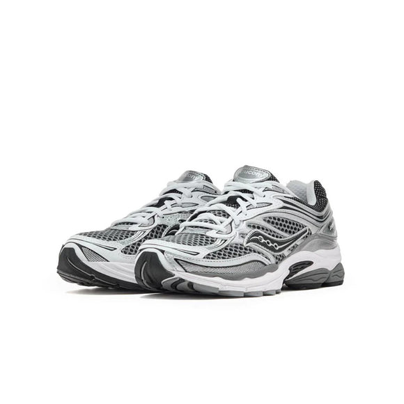 Saucony ProGrid Omni 9 Grey Silver Black S70739-42 SneakerMood Pair, front three-quarter view