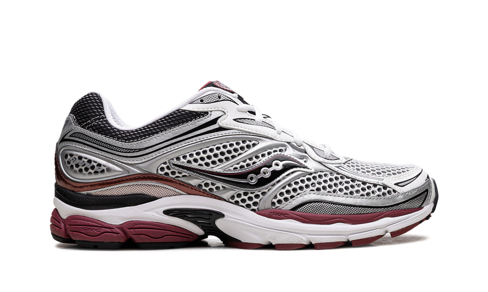 Saucony ProGrid Omni 9 OG White Silver Red S70739-1 SneakerMood Side view, toe pointing right