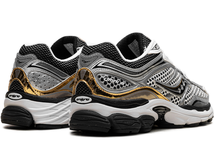 Saucony ProGrid Omni 9 Silver Gold S70739-9 SneakerMood Pair, rear three-quarter view