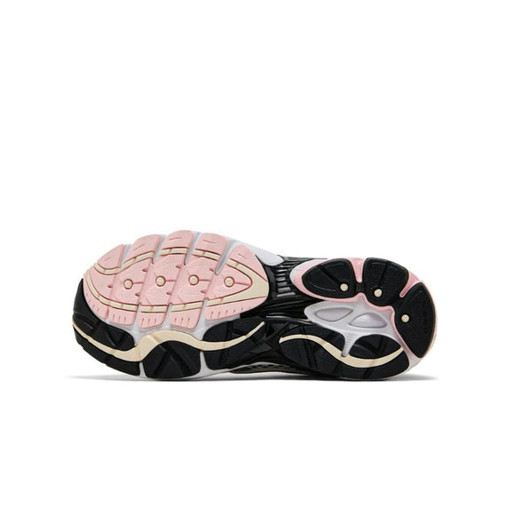 Saucony ProGrid Omni 9 Silver Pink S70739-16 SneakerMood Outsole view