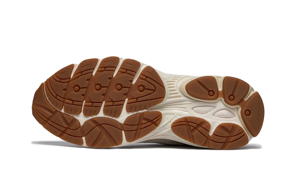 Saucony ProGrid Omni 9 Tomorrow, Meet Yesterday Beige Gum S70832-5 SneakerMood Outsole view