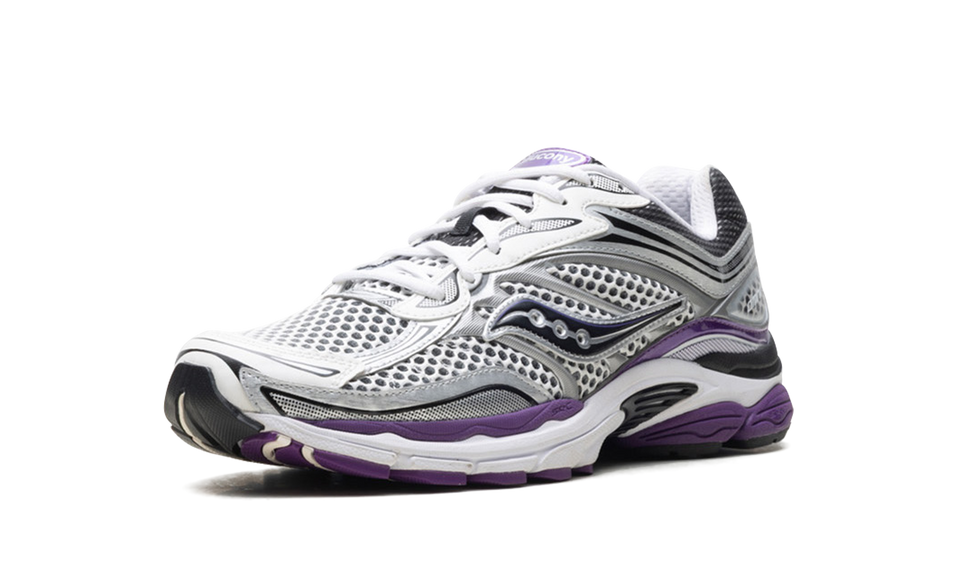 Saucony ProGrid Omni 9 White Black Silver Purple S70739-10 SneakerMood Front three-quarter view