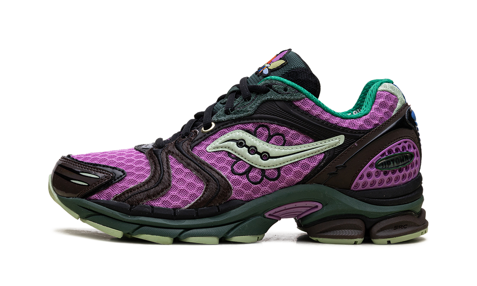 Saucony ProGrid Triumph 4 Jae Tips Flowers Grow Uptown Perilla S70966-3 SneakerMood Side view, toe pointing left
