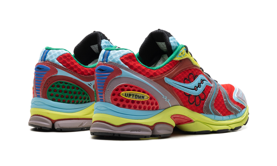 Saucony ProGrid Triumph 4 Jae Tips Flowers Grow Uptown Poison Ivy S70966-1 SneakerMood Pair, rear three-quarter view