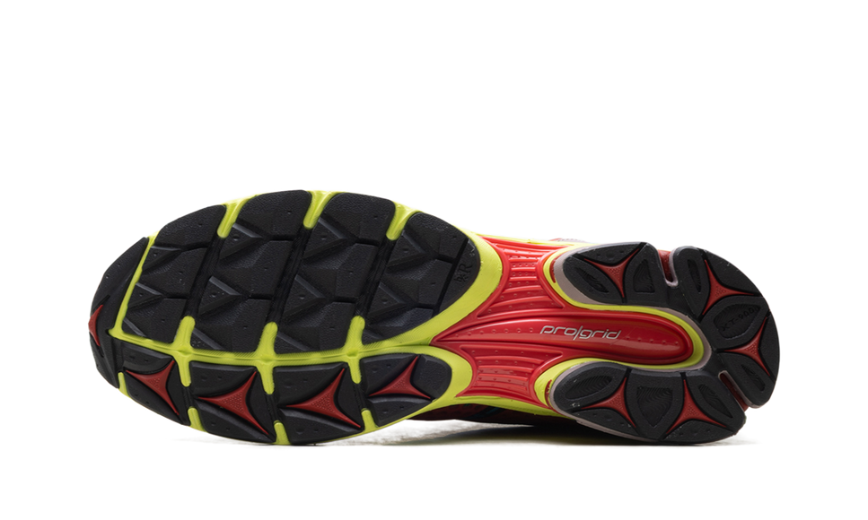 Saucony ProGrid Triumph 4 Jae Tips Flowers Grow Uptown Poison Ivy S70966-1 SneakerMood Outsole view