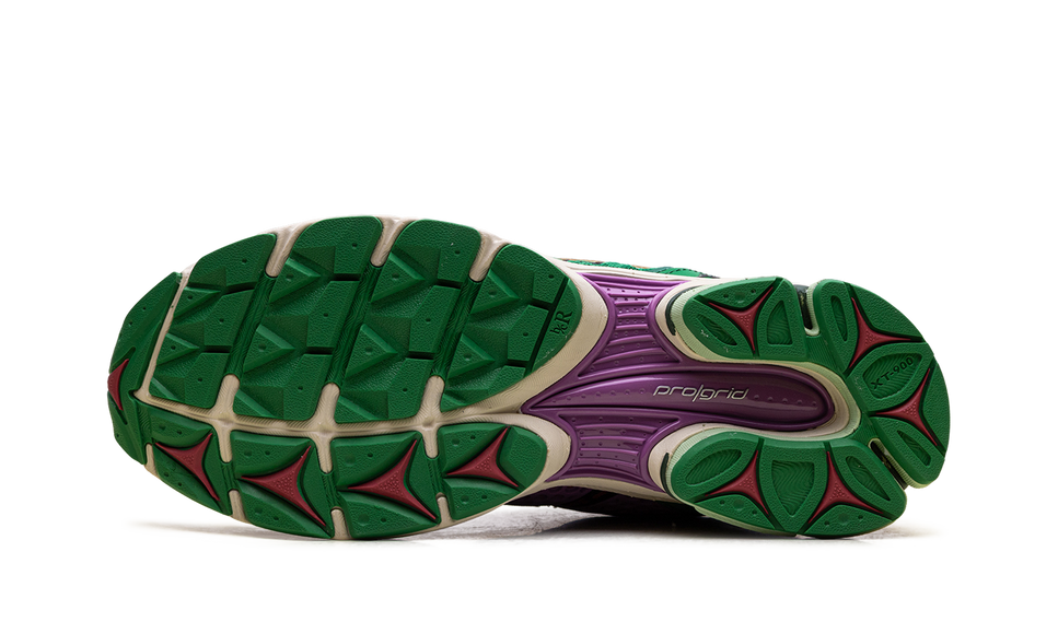 Saucony ProGrid Triumph 4 Jae Tips Flowers Grow Uptown Sugar Maple S70966-4 SneakerMood Outsole view
