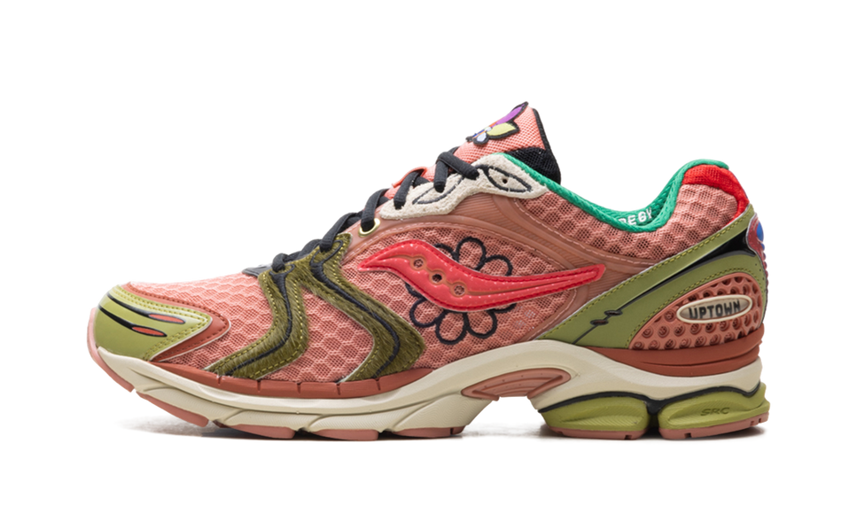 Saucony ProGrid Triumph 4 Jae Tips Flowers Grow Uptown Virginia Creeper S70966-2 SneakerMood Side view, toe pointing left