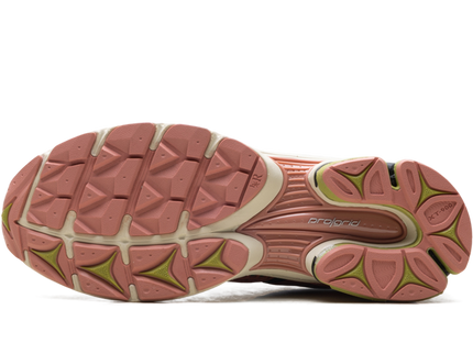 Saucony ProGrid Triumph 4 Jae Tips Flowers Grow Uptown Virginia Creeper S70966-2 SneakerMood Outsole view