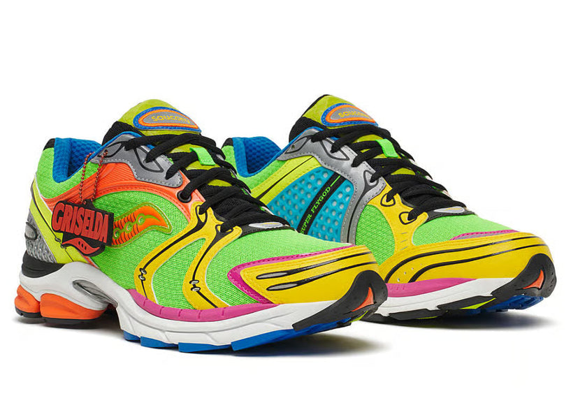 Saucony ProGrid Triumph 4 Westside Gunn Super Flygod S71048-1 SneakerMood Pair, front three-quarter view
