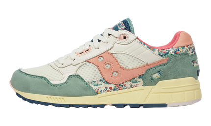 Saucony Shadow 5000 Floral Beige Blue S71015-3 SneakerMood Side view, toe pointing left