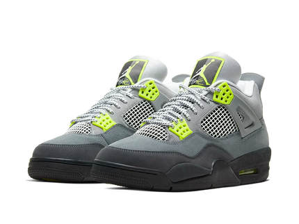 SneakerMood Air Jordan 4 Retro SE 95 Neon Front
