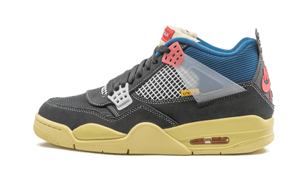 SneakerMood Air Jordan 4 Retro Union Off Noir Side