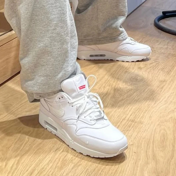 Supreme X Nike Air Max 1 87 'White'