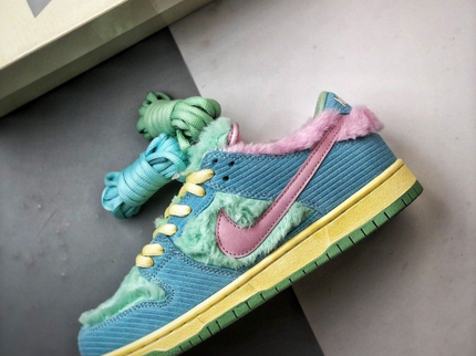 VERDY × Nike SB Dunk Low 'Visty'