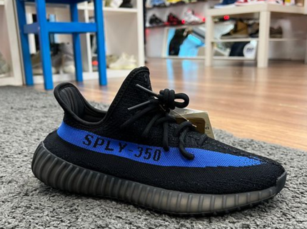 Yeezy Boost 350 V2 Dazzling Blue