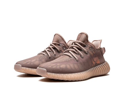Yeezy Boost 350 V2 Mono Mist GW2871 SneakerMood Pair, front three-quarter view