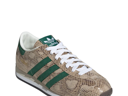 adidas Country Japan JH5083 SneakerMood Front three-quarter view