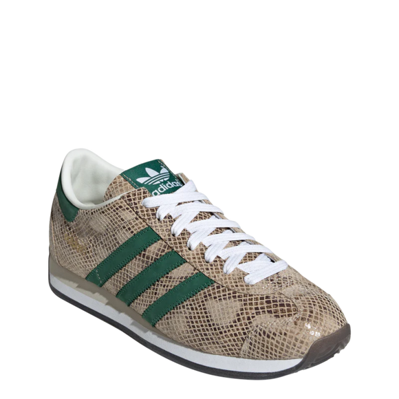 adidas Country Japan JH5083 SneakerMood Front three-quarter view
