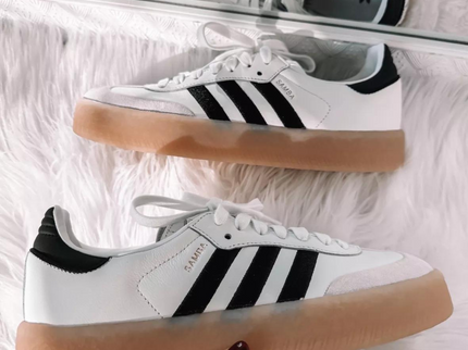 adidas Sambae White Black Gum IG5744 SneakerMood Hand-held shoe view