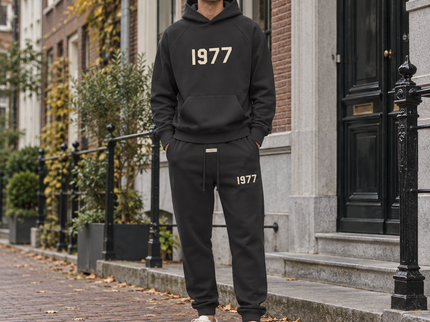 Essentials 1977 Iron Winter Set Streetwear Model SneakerMood