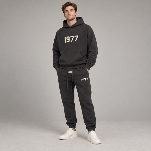 Essentials 1977 Iron Winter Set Studio Model SneakerMood