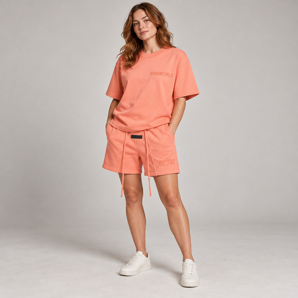 Essentials Coral Summer Set Studio Model SneakerMood