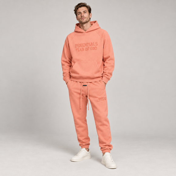 Essentials Coral Winter Set Studio Model SneakerMood