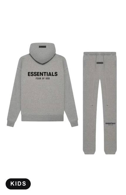 Essentials Dark Oatmeal Ensemble Enfant – vue produit du hoodie et du jogging – SneakerMood