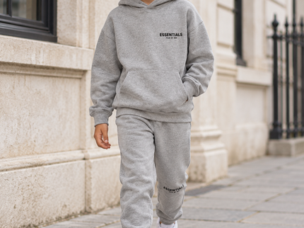 Bambino con felpa e pantaloni Essentials Dark Oatmeal – SneakerMood