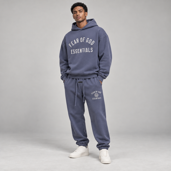 Essentials Fleece Marine Winter Set Studio Model SneakerMood