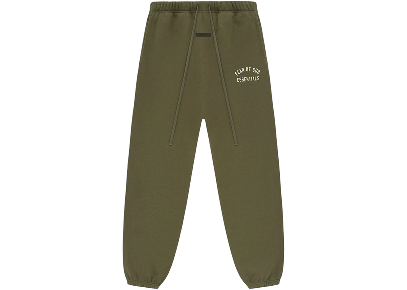 Essentials Fleece Military Sweatpant Front SneakerMood