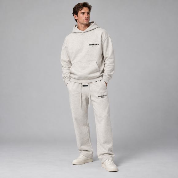 Essentials Light Oatmeal Relaxed Winter Set Studio Model SneakerMood