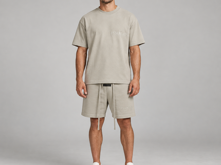 Essentials Seal Summer Set Studio Model SneakerMood