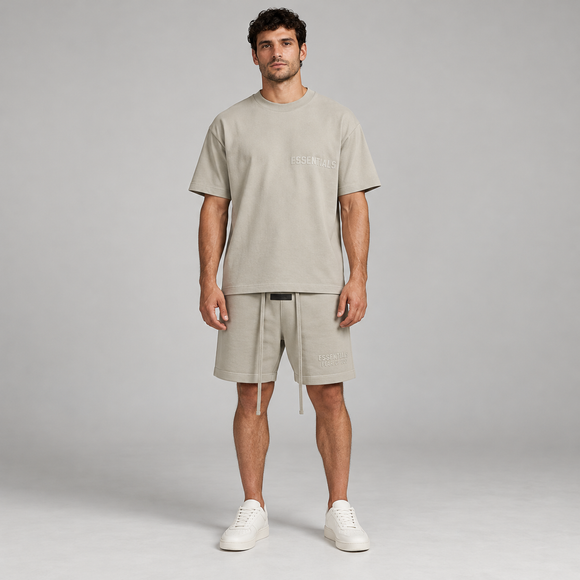 Essentials Seal Summer Set Studio Model SneakerMood