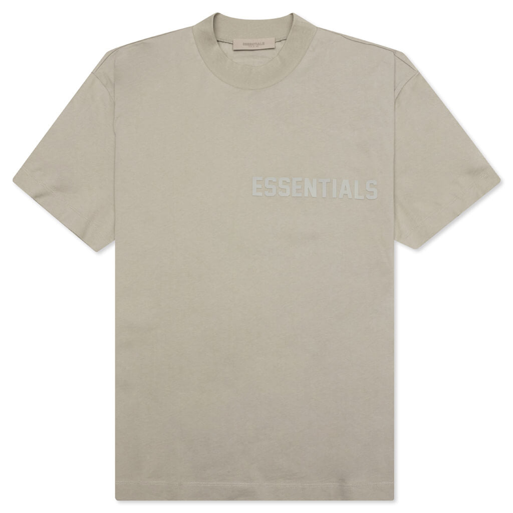 Essentials Seal T-shirt Front SneakerMood