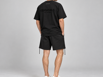 Essentials Stretch Limo Summer Set Studio Model SneakerMood