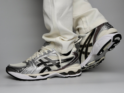 Asics Gel Kayano 14 Creme / Schwarz