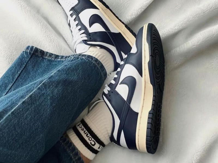 Nike Nike Dunk Low Vintage Navy - SneakerMood 