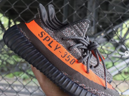 Yeezy 350 V2 Carbon Beluga