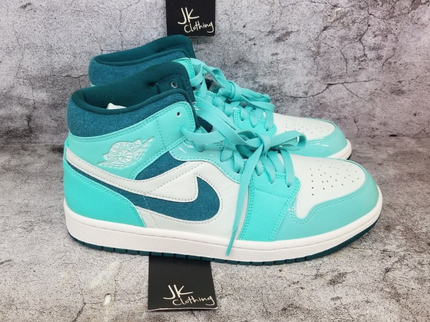 Nike Air Jordan 1 Mid WMNS  'Bleached Turquoise' - SneakerMood 