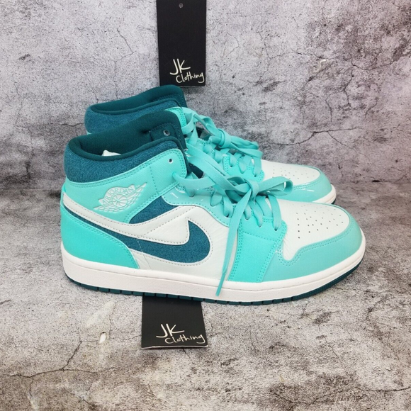 Air Jordan 1 Mid WMNS  'Bleached Turquoise'