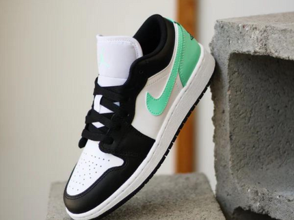 Air Jordan 1 Low GS 'Green Glow'