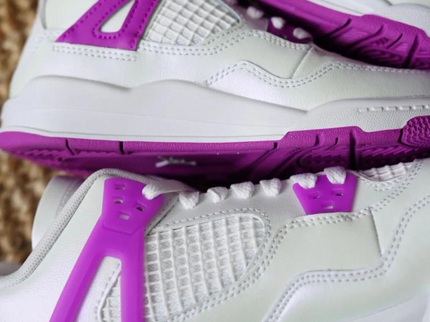 Air Jordan 4 Retro GS 'Hyper Violet'