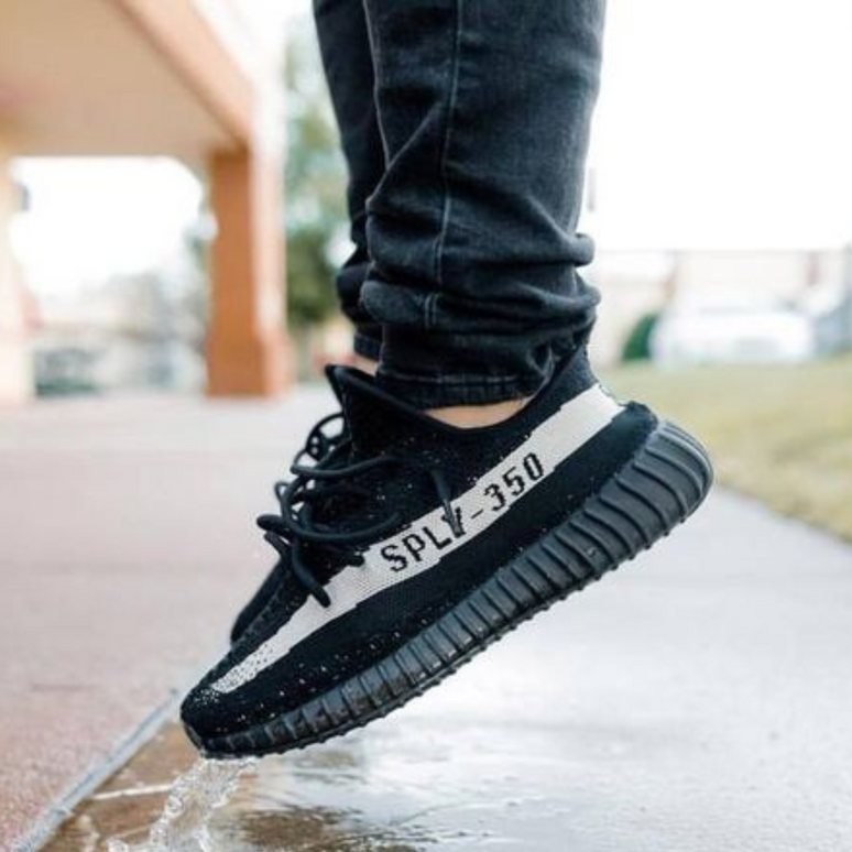 Yeezy Yeezy Boost 350 V2 Oreo