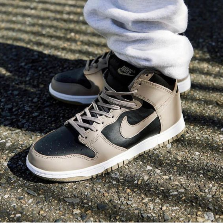 Nike Nike Dunk High Moon Fossil (W)