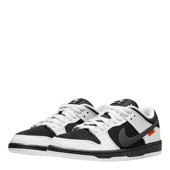 Nike Nike SB Dunk Low x TIGHTBOOTH