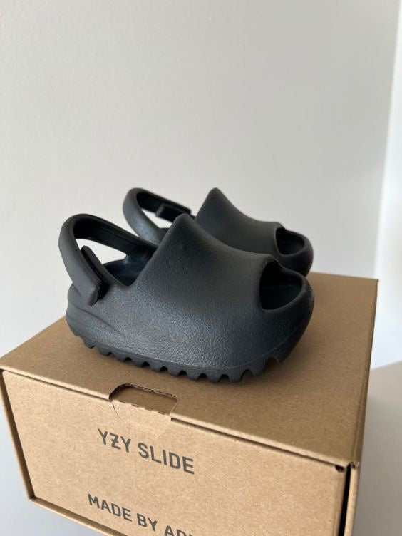 Yeezy Yeezy Slide Onyx Infants